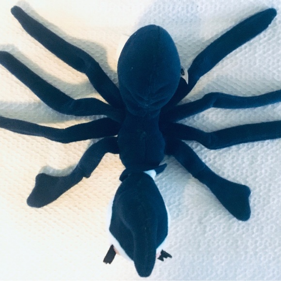 DISNEY "A BUG'S LIFE ROSIE" BLUE PLUSH MINI BEAN BAG PLUSH TOYS. - Picture 6 of 8